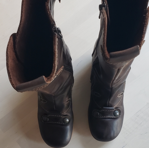 Fly London Brown Leather Boot - Picture 2 of 3